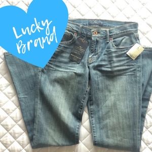 NWT Lucky Brand Straight Leg Mid Rise Jeans 26/6